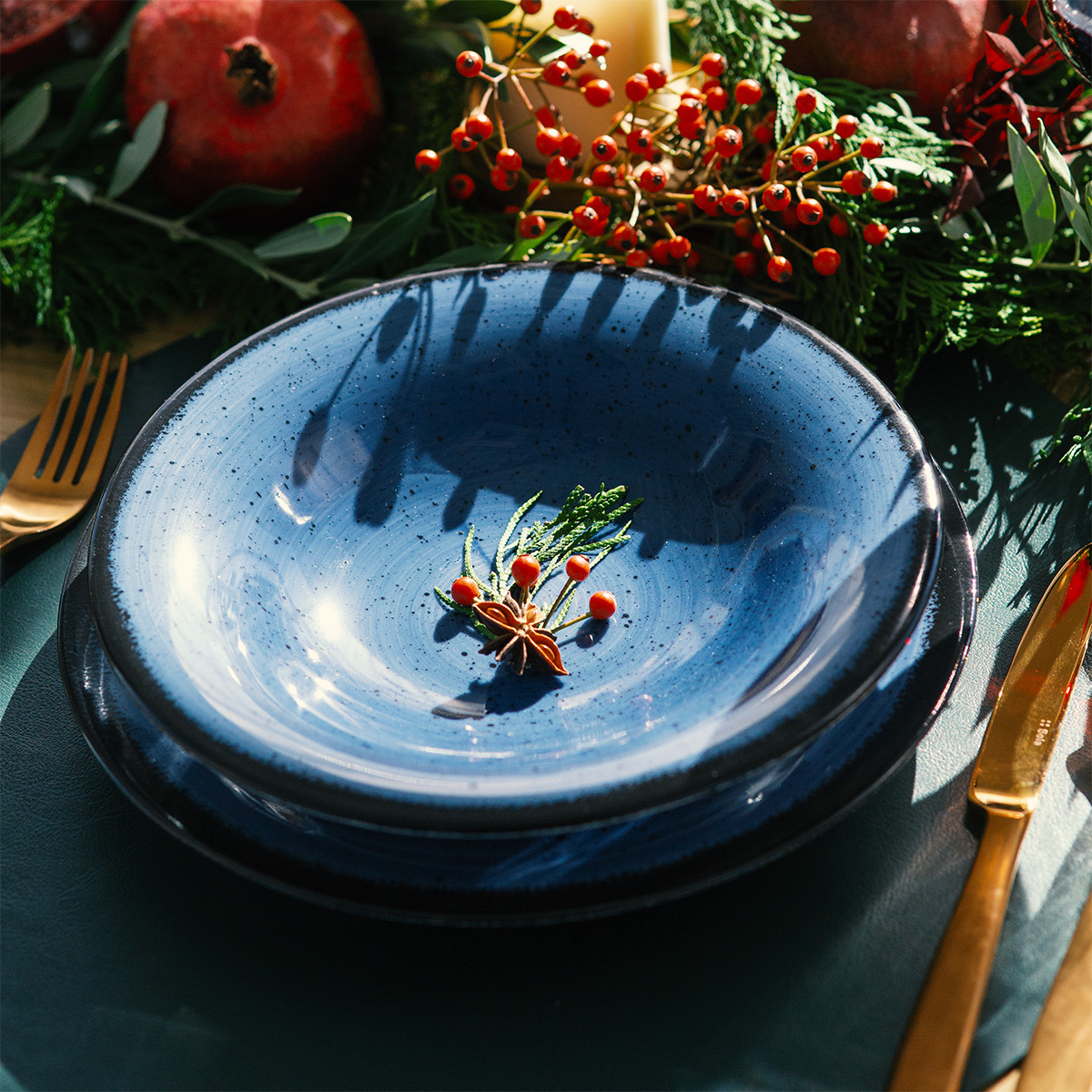 Assiette creuse 23 cm bleue – Hotel Inn Chic colorée