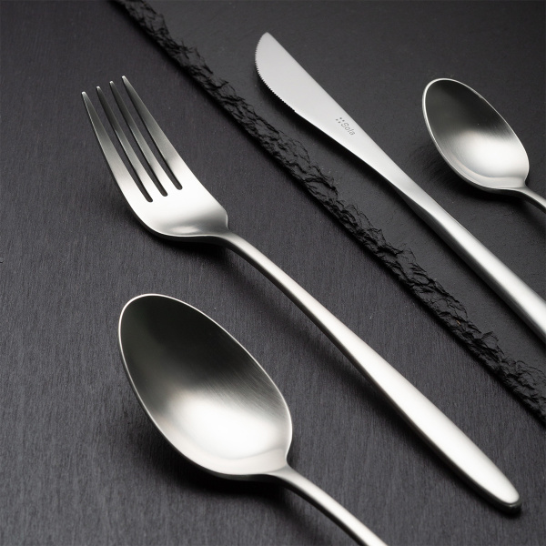 Set de couverts 16 pcs — Aurora mat