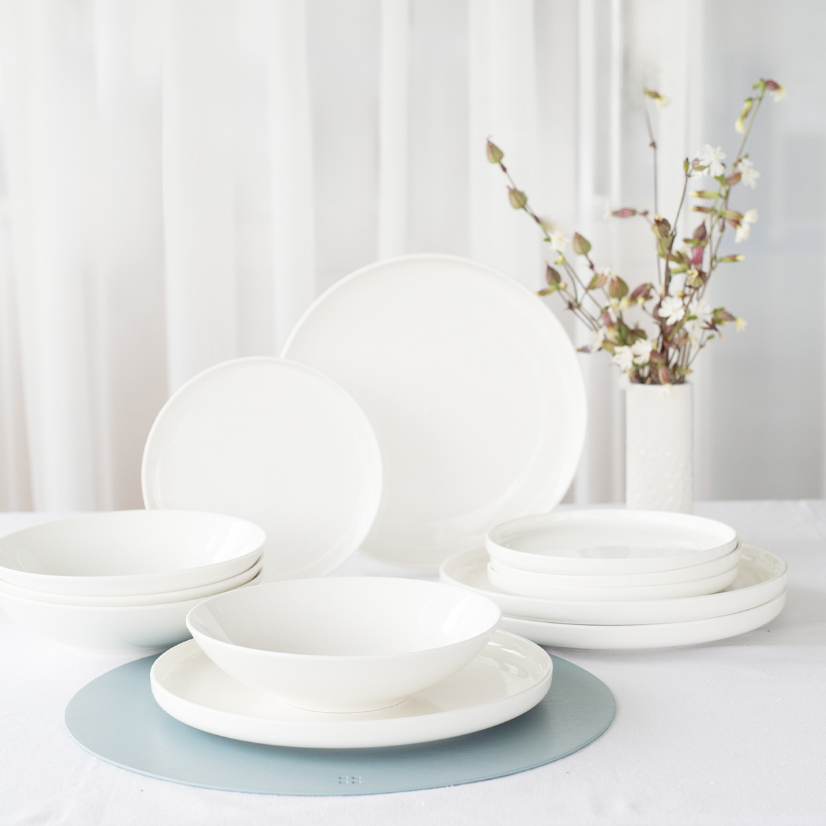Service de porcelaine 12 pcs — Gaya Atelier blanc