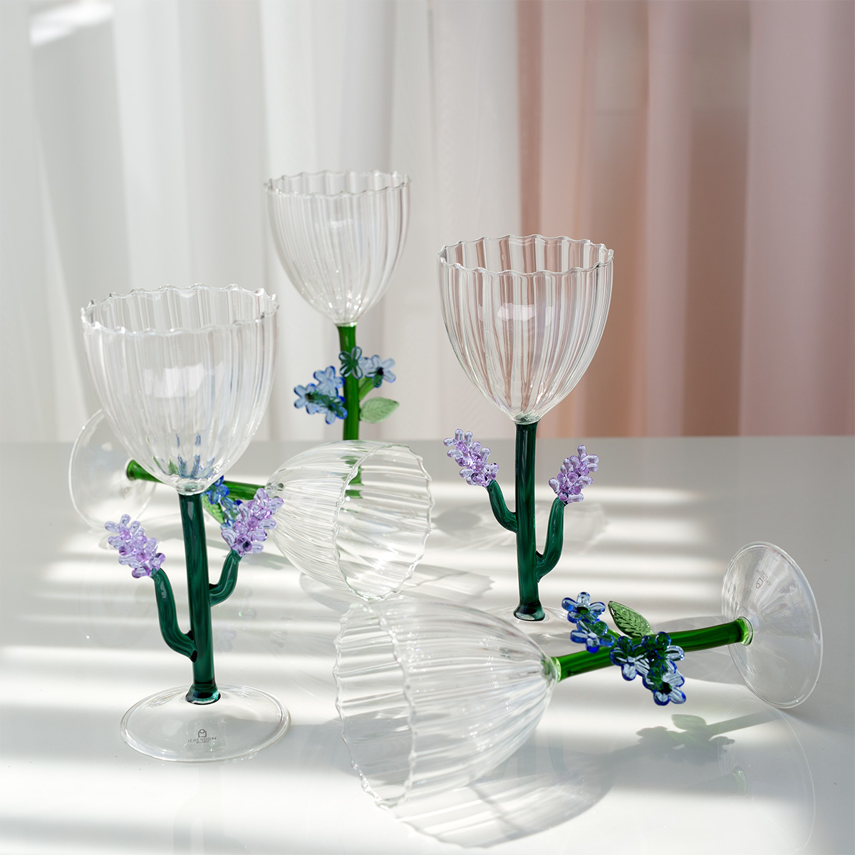 Verre à pied fleur bleu clair | Ichendorf
