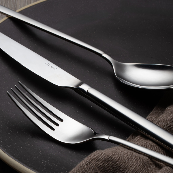 Set de couverts 39 pcs – Portofino, finition partiellement satinée