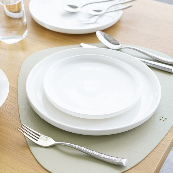 Service de porcelaine 12 pcs — Gaya Atelier blanc