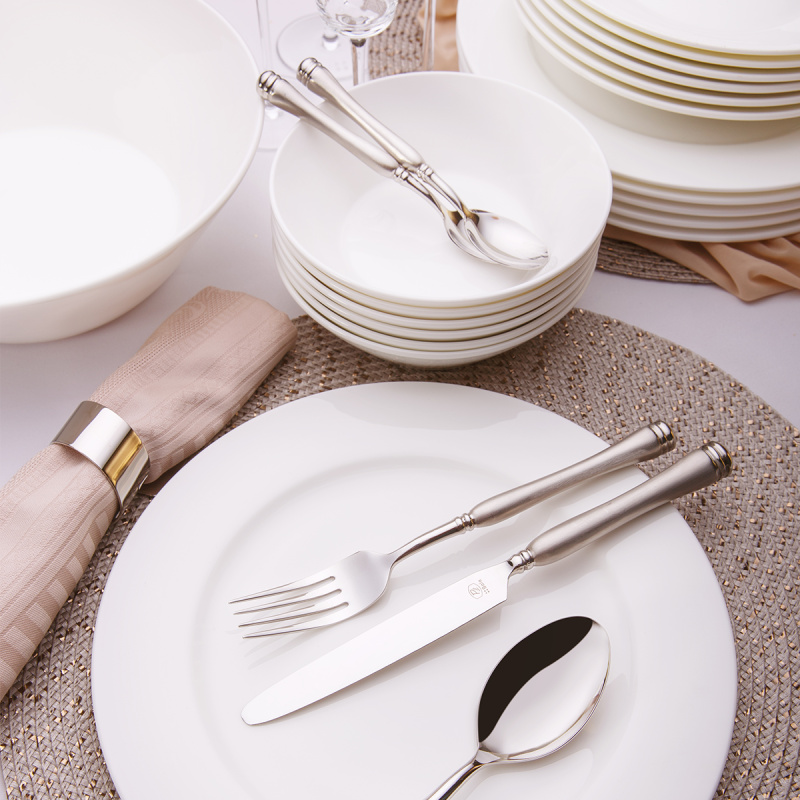 Service en porcelaine 19 pièces – Premium Platinum Line