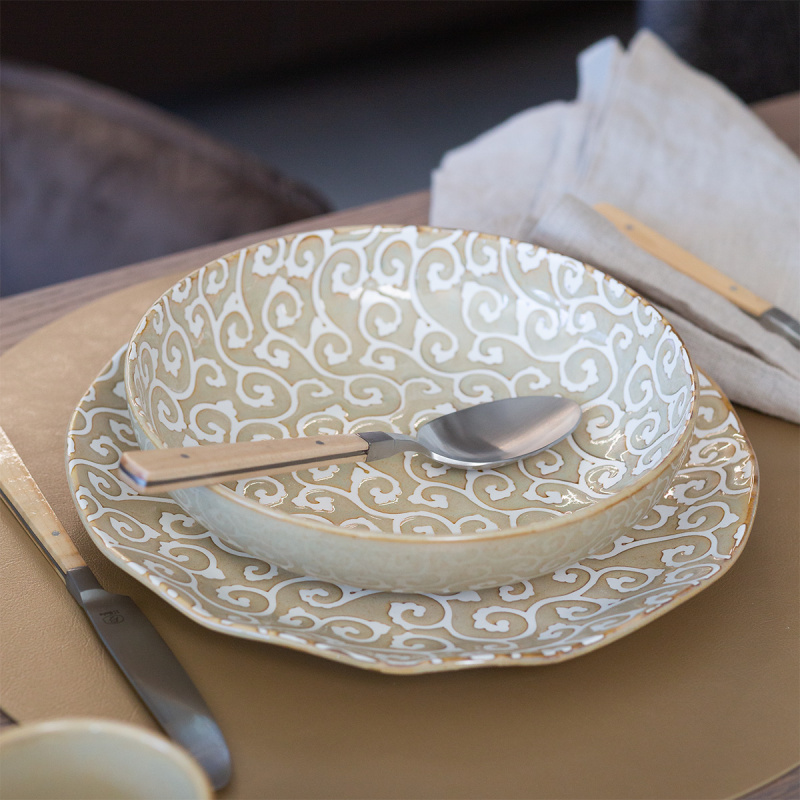 Assiette plate Wavy 25 cm | Levante Pearl
