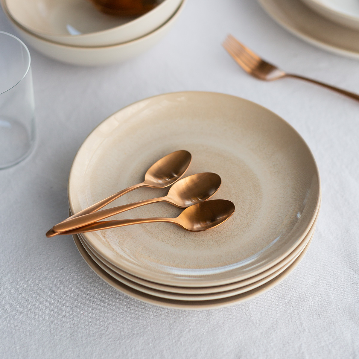 Ménagère 16 pièces Vivo rose gold | Sola