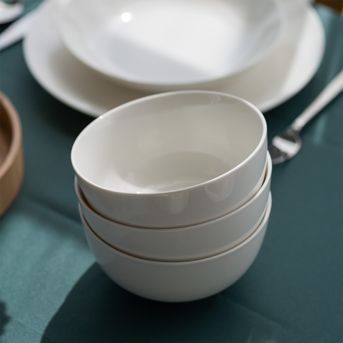 Service en porcelaine 28 pièces Flow blanc | Lunasol