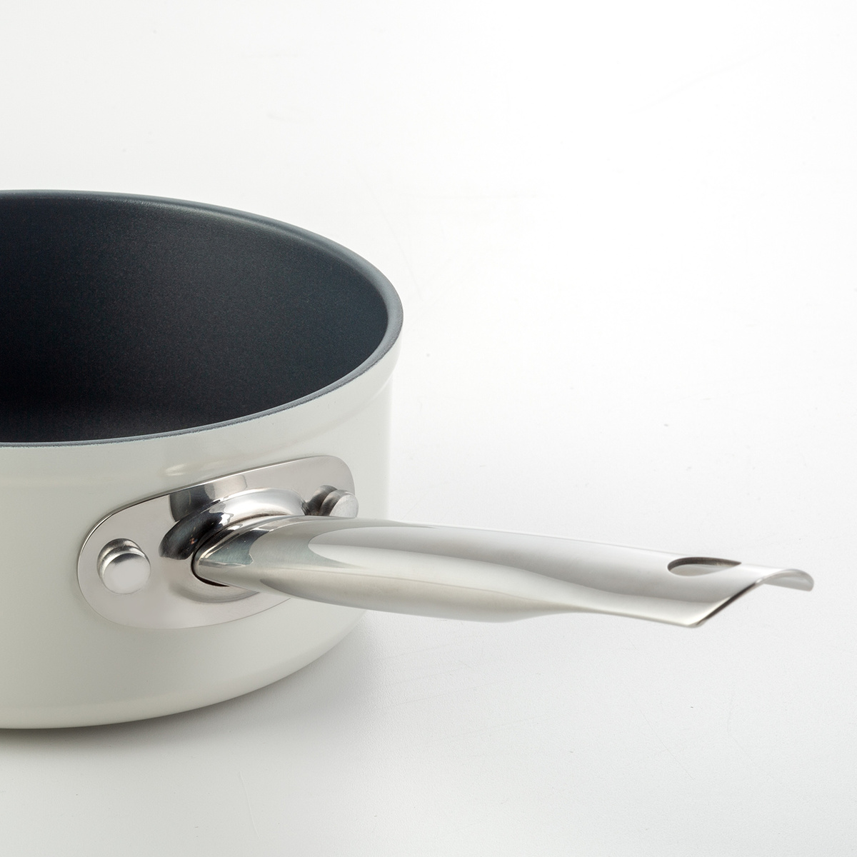 Casserole avec revêtement en titane crème Ø 16 cm - Saturn Terra Lunasol