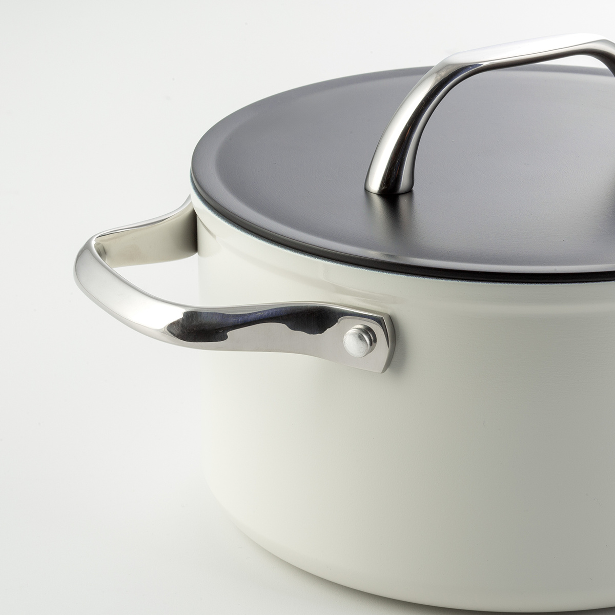 Faitout avec revêtement en titane crème Ø 20 cm - Saturn Terra Lunasol