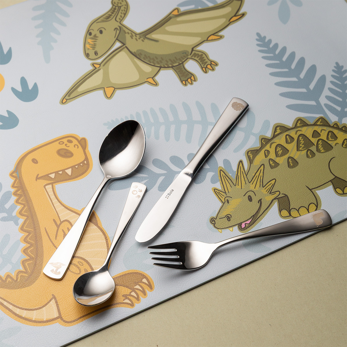 Set de couverts enfant Dino 4 pcs — KIDS WORLD poliert