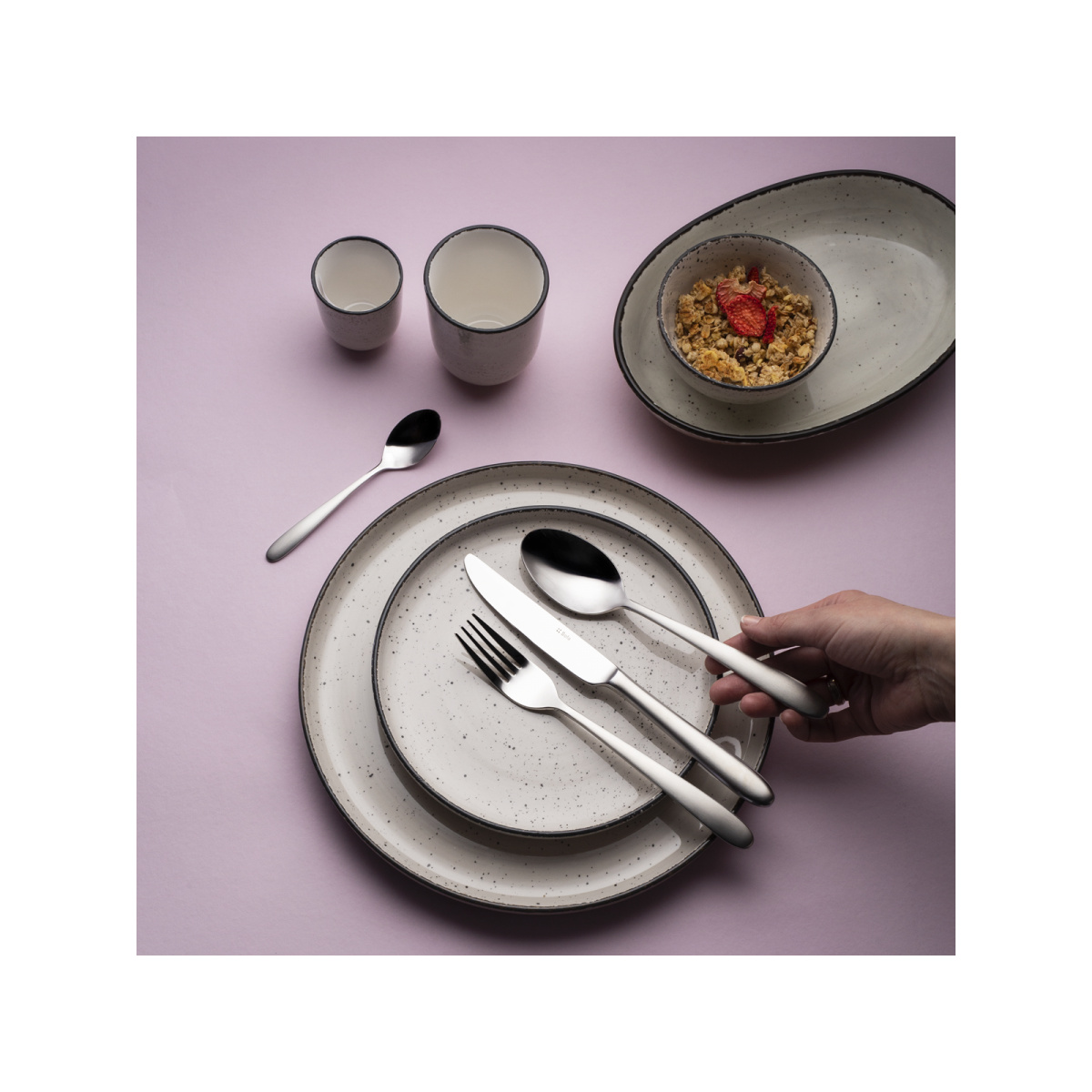 Service en porcelaine 16 pièces - Gaya Atelier gris moucheté