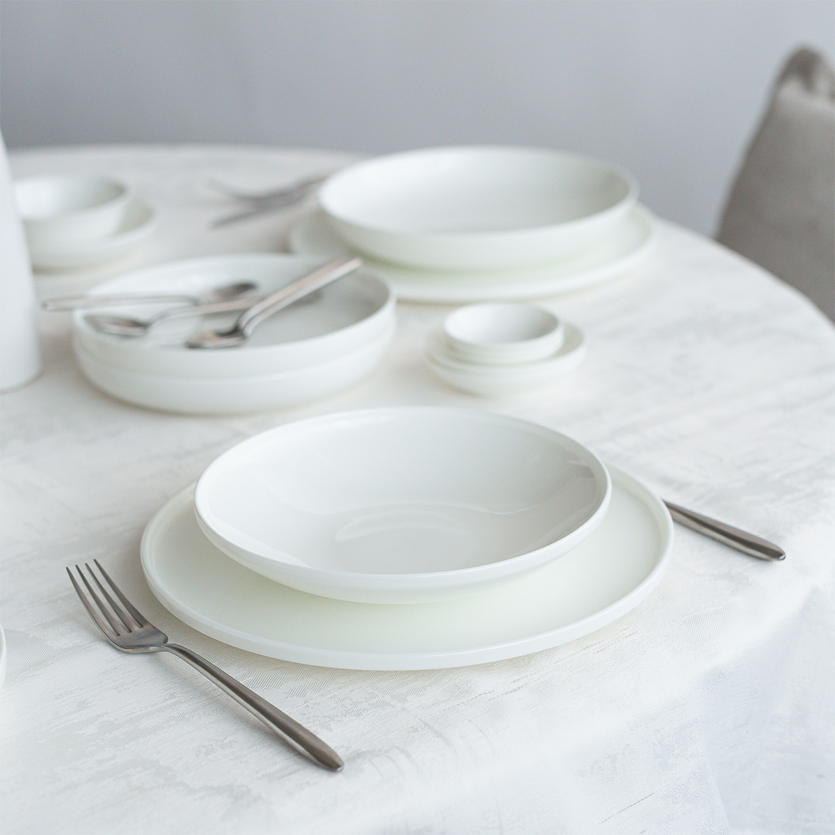 Assiette creuse 21 cm H : 4 cm – Premium Modern Platinum Line