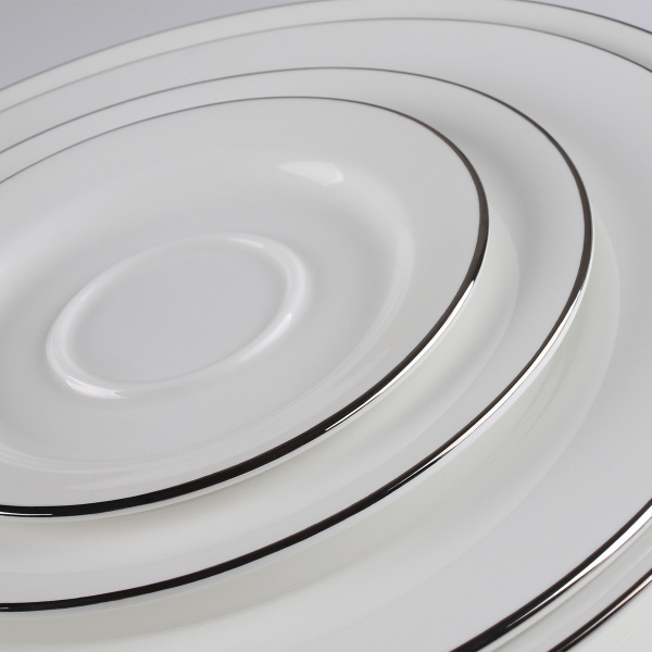 Service en porcelaine 52 pièces - Premium Platinum Line