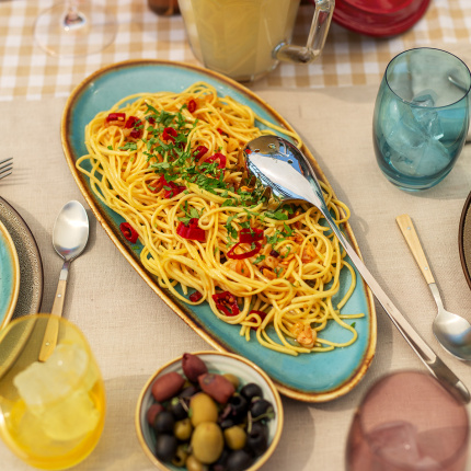 Assiette ovale Sand turquoise 36 cm – Gaya