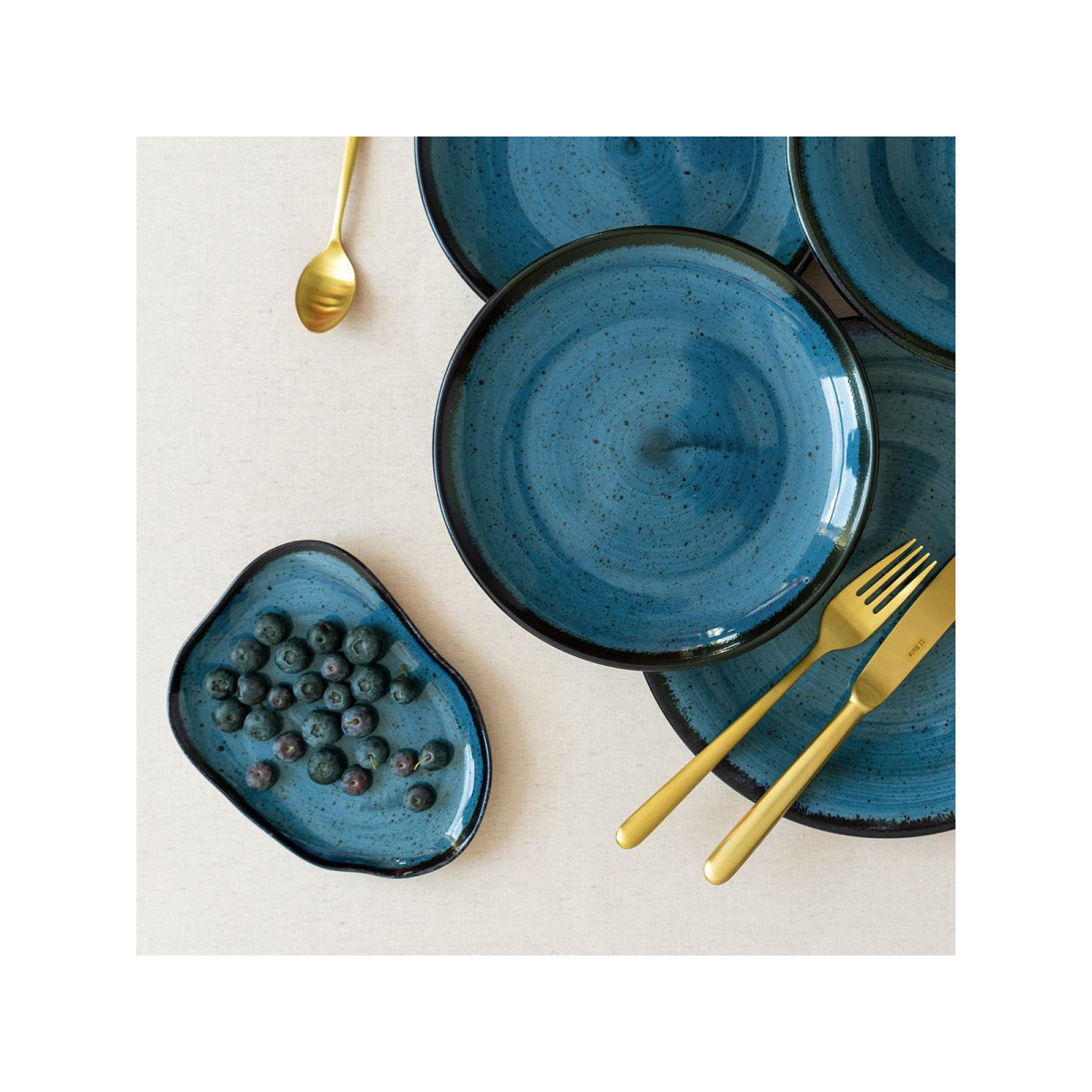 Assiette plate 17 cm bleue - Hotel Inn Chic colorée
