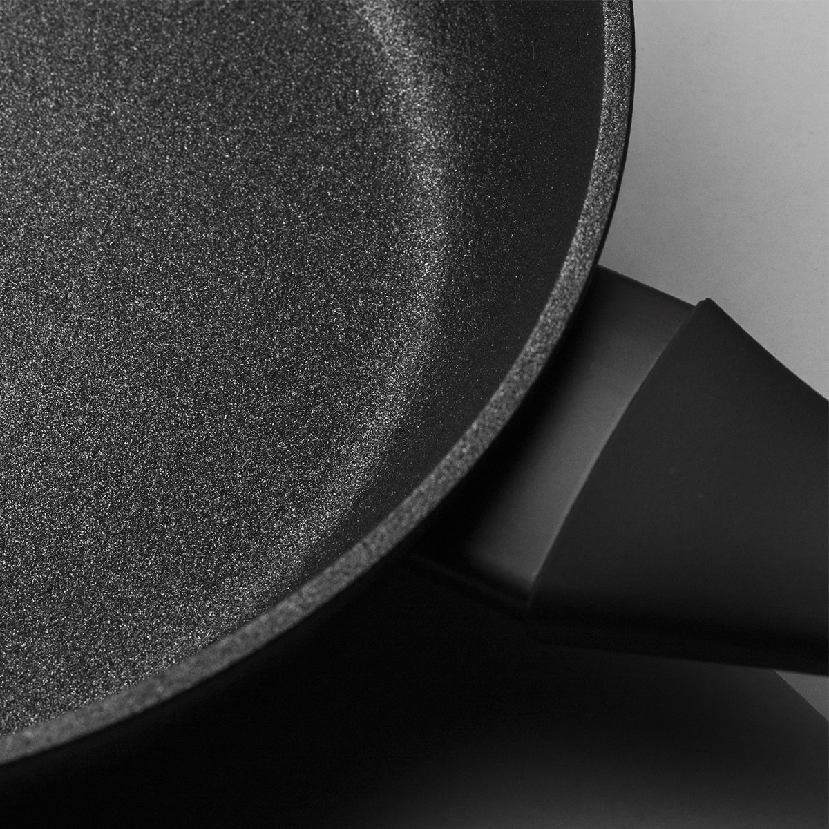 Poêle Uranus Black ø26 cm
