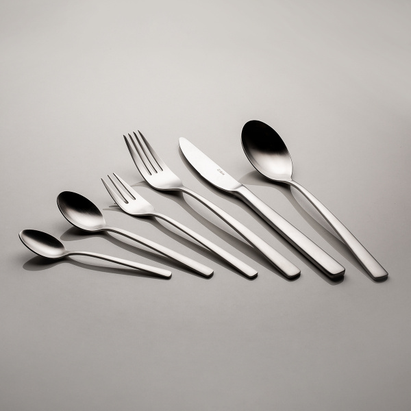 Set de couverts 36 pcs – Lara entièrement mat
