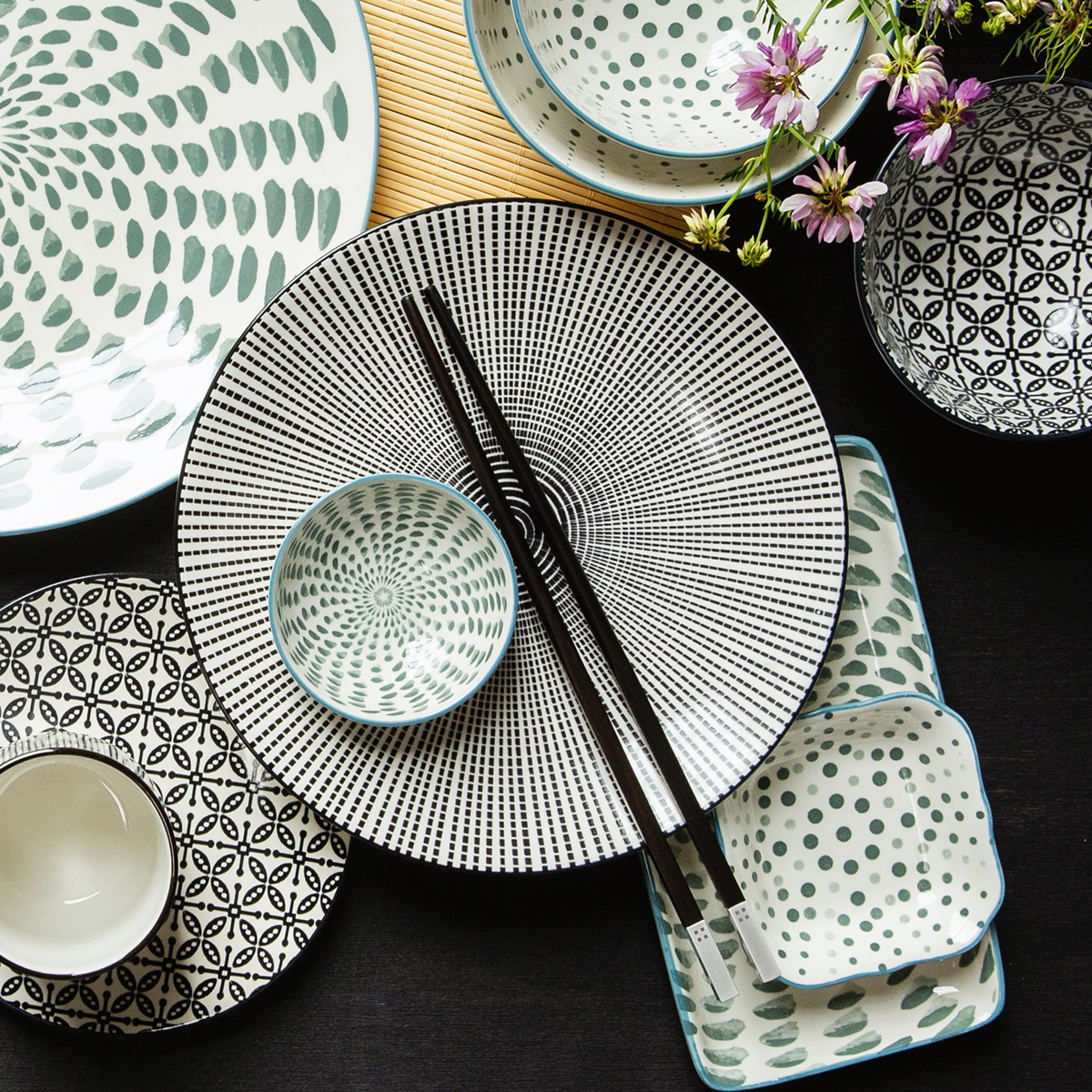 Service en porcelaine 24 pièces – Elements Asia Fire